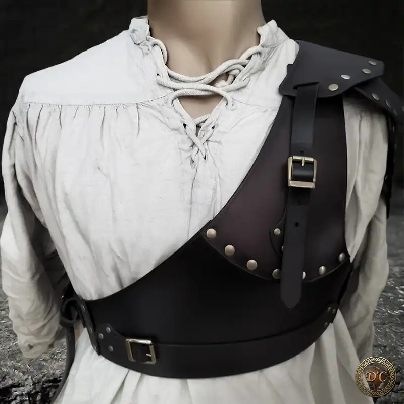 Ensemble Armure en Cuir "Limfyr" – Cache-Cœur et Épaulières pour GN | D'Cuir