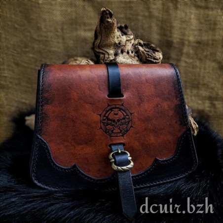 Escarcelle en Cuir  "Krumpéra" "Barre Pirate"